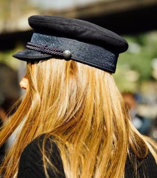 秋冬就得學(xué)會(huì)帽子搭配 秋冬就得學(xué)會(huì)帽子搭配