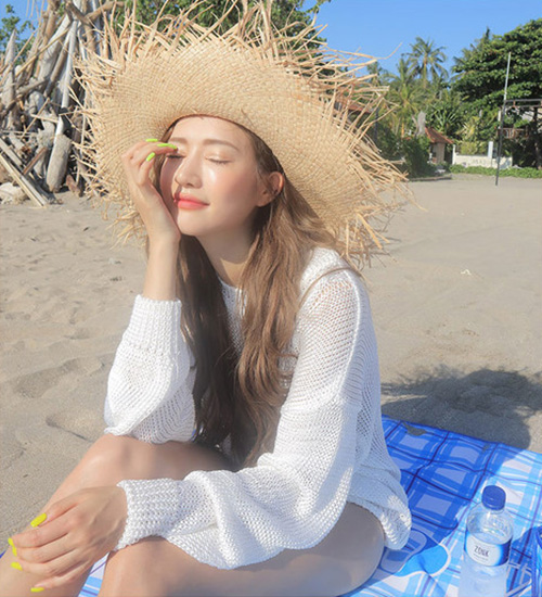 出游季夏曰炎炎，草帽加連衣裙絕對是標(biāo)配，暑期防曬全攻略！